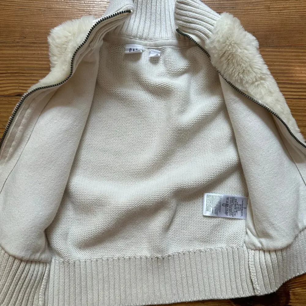 Gap cream mock neck faux fur full‎ zip sweater vest SIZE 6